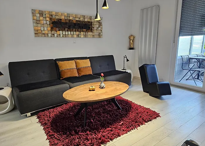 Apartment Sand - Entry With Pin 0 - 24H, Luxury Massage Chair Free Cancellation 24 Hours Before Check In
