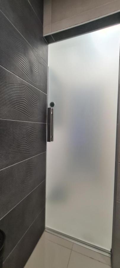 Apartment - Entry With Pin 0 - 24h, Luxury Massage Chair Free Cancellation 24 Before Check In Slavonski Brod